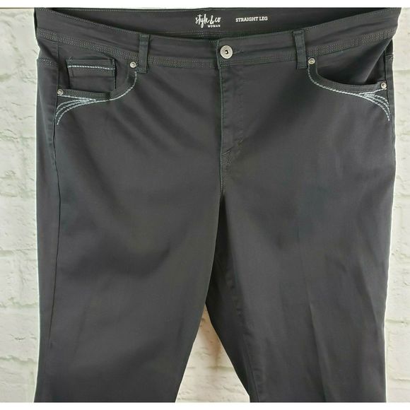 Style & Co Woman Straight Leg Black Jeans Sz 20WP - Picture 2 of 9